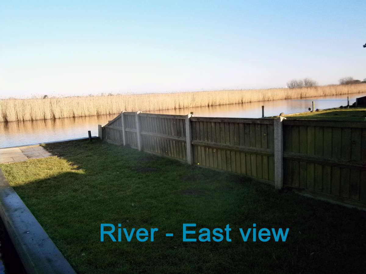 Photo of the east river view at Moonriver